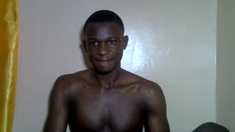 Snapshot of clive_damian chatting on June 27, 2026, 2:01 pm clive_damian online show from June 27, 2026, 2:01 pm
