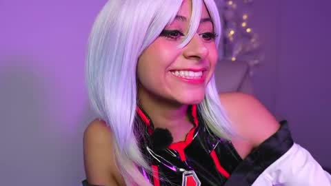 Cloe online show from April 13, 2026, 12:43 pm