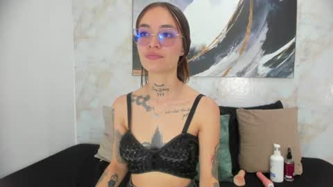 Cloe  online show from July 18, 2026, 5:17 pm