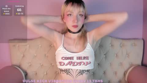  CLOE  online show from January 8, 2025, 9:23 pm