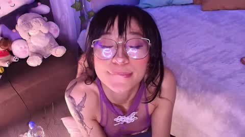 Cloe Leeee online show from December 20, 2025, 6:42 am