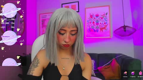 Cloe  online show from December 3, 2024, 6:26 am