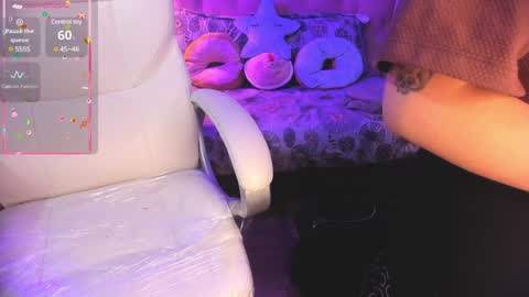 Cloe  online show from December 16, 2024, 10:03 pm