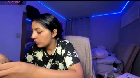 Snapshot of cloe_small08 chatting on October 6, 2025, 3:48 am cloe small online show from October 6, 2025, 3:48 am