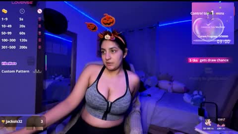 Snapshot of cloe_small08 chatting on October 8, 2025, 1:47 am cloe small online show from October 8, 2025, 1:47 am