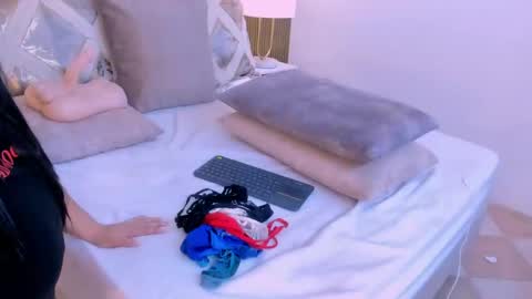 Snapshot of cloeconnelly chatting on April 23, 2026, 12:56 am Cloe Connely online show from April 23, 2026, 12:56 am