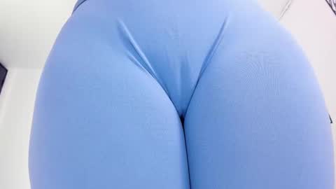 cloe online show from February 26, 2025, 2:04 am