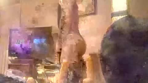 Snapshot of clouds_rider999 chatting on January 28, 2025, 12:05 am clouds_rider999 online show from January 28, 2025, 12:05 am