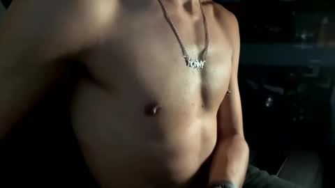 Drew online show from November 4, 2025, 7:29 am