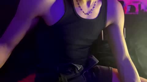 Snapshot of cloudsixtnine chatting on February 2, 2026, 2:43 am Drew online show from February 2, 2026, 2:43 am