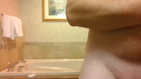 Cloudy Dayz online show from November 16, 2025, 6:13 pm