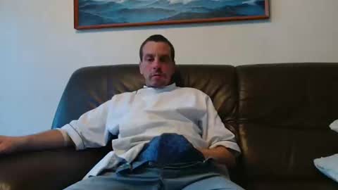 clouplefun online show from April 14, 2026, 6:19 am