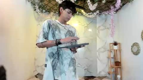 club_latinboys online show from June 15, 2026, 1:02 pm