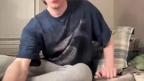 Snapshot of clydeaustin chatting on March 2, 2026, 2:36 am Clyde Austin online show from March 2, 2026, 2:36 am