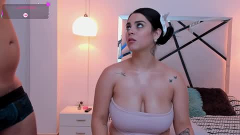 cmila0713 online show from February 16, 2025, 3:47 am