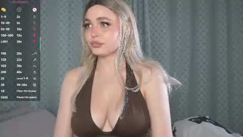 Snapshot of cocaxemen chatting on July 16, 2026, 9:43 pm Mila online show from July 16, 2026, 9:43 pm