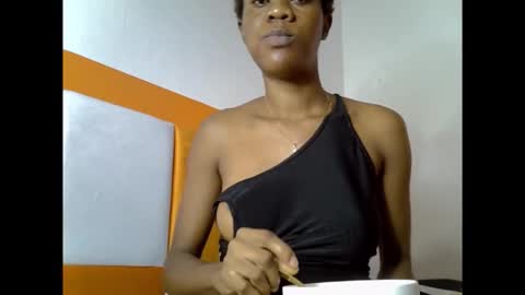 cockfanx online show from November 18, 2025, 1:04 pm