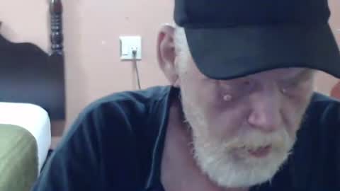 Snapshot of cockreadynow4u chatting on April 14, 2026, 8:04 pm cockreadynow4u online show from April 14, 2026, 8:04 pm