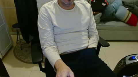 Snapshot of cockydude31 chatting on December 21, 2025, 3:24 am cockydude31 online show from December 21, 2025, 3:24 am