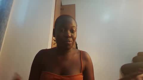 Snapshot of coco_vixen9 chatting on October 3, 2025, 11:18 am coco vixen9 online show from October 3, 2025, 11:18 am