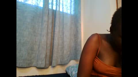Snapshot of coco_vixen9 chatting on October 22, 2025, 7:19 am coco vixen9 online show from October 22, 2025, 7:19 am