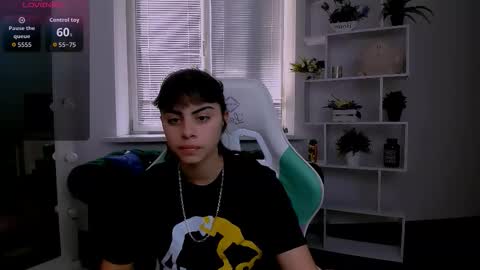Snapshot of cocoa_sins chatting on November 4, 2025, 6:45 am Olivia online show from November 4, 2025, 6:45 am