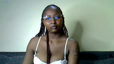 Snapshot of cocobaby_ chatting on May 25, 2026, 4:46 pm Coco online show from May 25, 2026, 4:46 pm