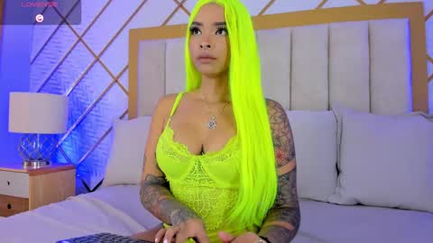 Snapshot of cocodamore1 chatting on December 20, 2025, 11:39 am online show from December 20, 2025, 11:39 am