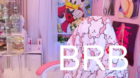 Mia online show from December 8, 2024, 12:07 am