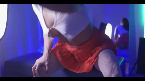 Snapshot of coconutcatin chatting on February 14, 2026, 5:43 pm Coconutcatin online show from February 14, 2026, 5:43 pm