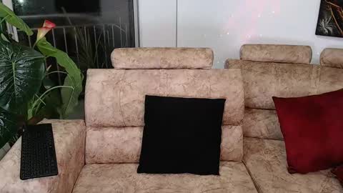 Snapshot of coddy_doll chatting on February 11, 2025, 2:35 am Coddy online show from February 11, 2025, 2:35 am