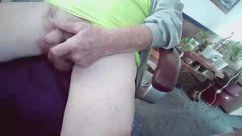 Snapshot of cody81421 chatting on February 18, 2026, 3:19 pm cody81421 online show from February 18, 2026, 3:19 pm