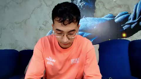 Snapshot of cody_crown chatting on August 1, 2026, 11:36 pm Cody online show from August 1, 2026, 11:36 pm
