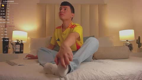 Snapshot of cody_johnsonn_ chatting on September 19, 2025, 7:47 pm CODY online show from September 19, 2025, 7:47 pm