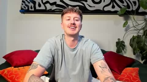Snapshot of codygunzxxx2 chatting on May 16, 2026, 12:07 am Cody and Emeraldboy online show from May 16, 2026, 12:07 am
