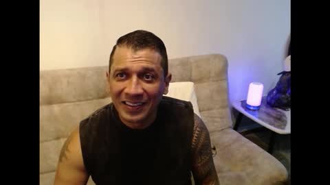 COFF BLACK online show from December 19, 2025, 1:23 am