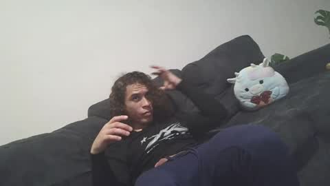 Adonis of online show from April 8, 2026, 2:11 am