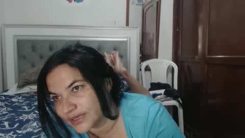 Snapshot of colombi4spice chatting on April 5, 2026, 5:32 pm viviana online show from April 5, 2026, 5:32 pm