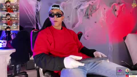 colstorw_ online show from October 25, 2025, 10:34 am