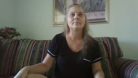 comeback pussy online show from November 4, 2025, 5:34 pm