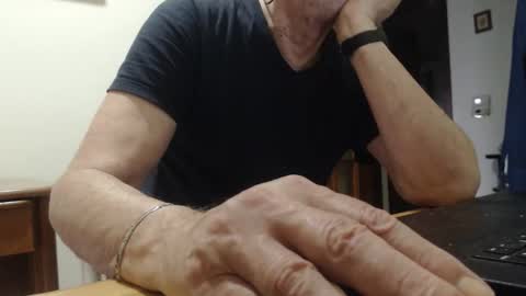 comemivuoi2 online show from April 13, 2026, 4:51 am