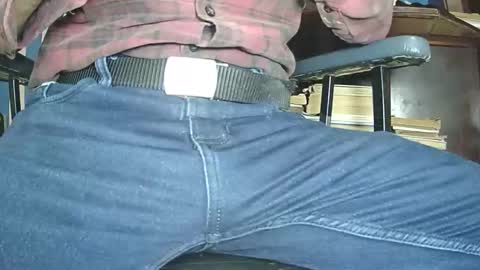 complacent12 online show from January 13, 2025, 5:33 am