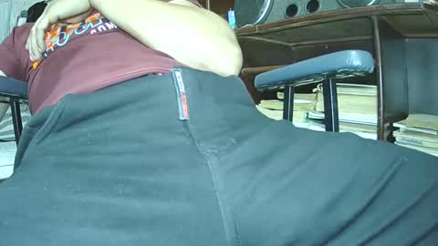 complacent12 online show from January 30, 2025, 4:13 pm