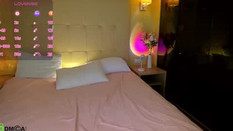 Snapshot of completee_fool chatting on November 18, 2025, 1:00 am completee_fool online show from November 18, 2025, 1:00 am