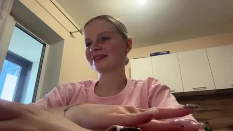 Kate online show from July 28, 2026, 12:48 pm