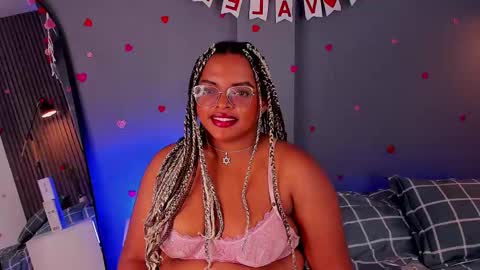 conielaurenth online show from February 12, 2025, 10:59 pm