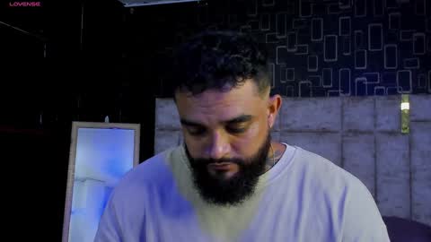 rusfegui online show from January 8, 2025, 1:32 am