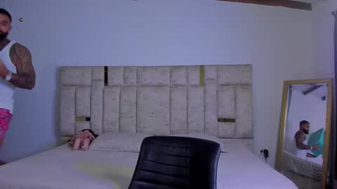 rusfegui online show from December 1, 2025, 1:10 am