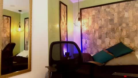 Connor King1 online show from December 9, 2024, 3:00 pm