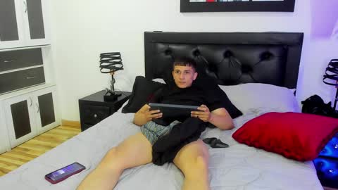 Connor King1 online show from December 26, 2024, 3:20 pm